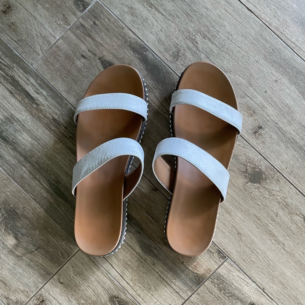 White mountain double strap white silver sandals size 10.5